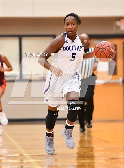 Thumbnail 1 in Tenaha vs Douglass (Lipan HD Howard Classic) photogallery.