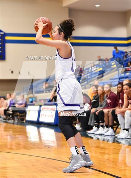 Thumbnail 1 in Tenaha vs Douglass (Lipan HD Howard Classic) photogallery.