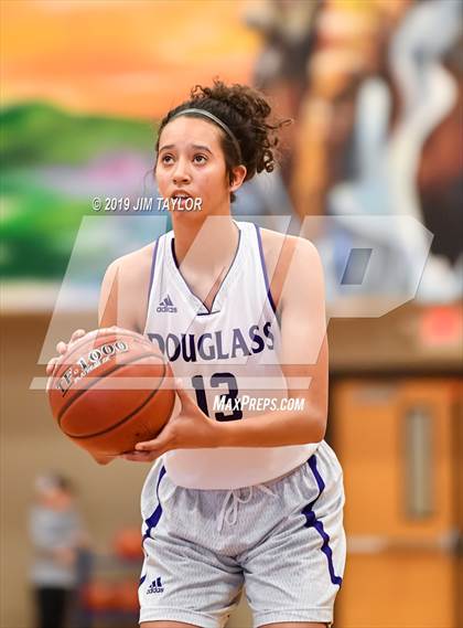 Thumbnail 1 in Tenaha vs Douglass (Lipan HD Howard Classic) photogallery.