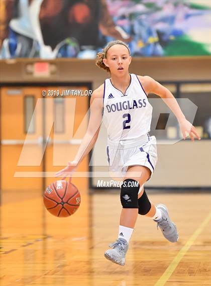 Thumbnail 1 in Tenaha vs Douglass (Lipan HD Howard Classic) photogallery.