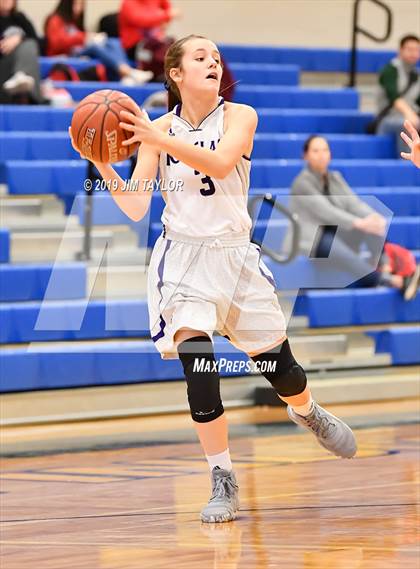 Thumbnail 1 in Tenaha vs Douglass (Lipan HD Howard Classic) photogallery.
