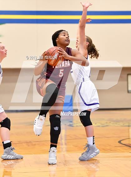 Thumbnail 3 in Tenaha vs Douglass (Lipan HD Howard Classic) photogallery.