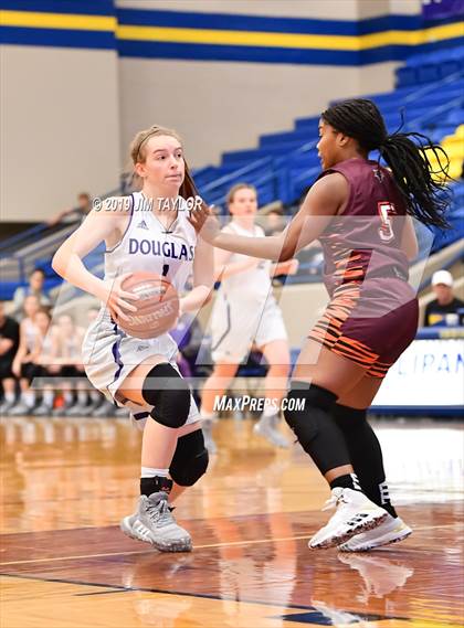 Thumbnail 1 in Tenaha vs Douglass (Lipan HD Howard Classic) photogallery.