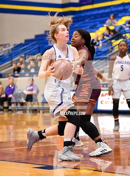 Thumbnail 1 in Tenaha vs Douglass (Lipan HD Howard Classic) photogallery.