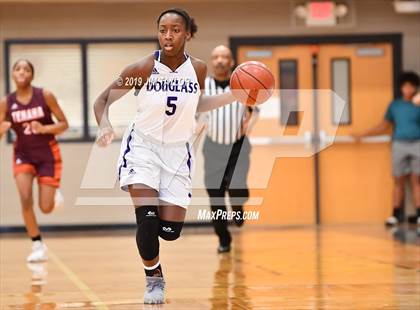 Thumbnail 3 in Tenaha vs Douglass (Lipan HD Howard Classic) photogallery.