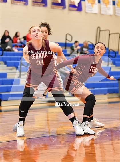 Thumbnail 3 in Tenaha vs Douglass (Lipan HD Howard Classic) photogallery.