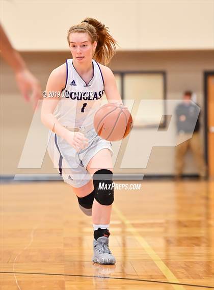 Thumbnail 2 in Tenaha vs Douglass (Lipan HD Howard Classic) photogallery.