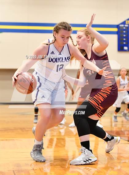 Thumbnail 3 in Tenaha vs Douglass (Lipan HD Howard Classic) photogallery.
