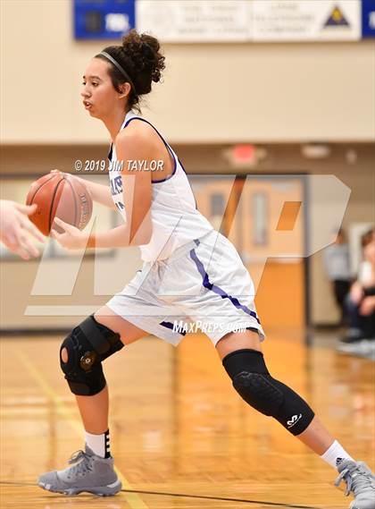 Thumbnail 3 in Tenaha vs Douglass (Lipan HD Howard Classic) photogallery.