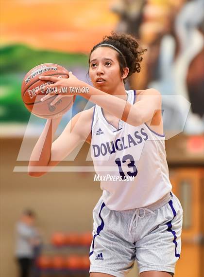 Thumbnail 3 in Tenaha vs Douglass (Lipan HD Howard Classic) photogallery.