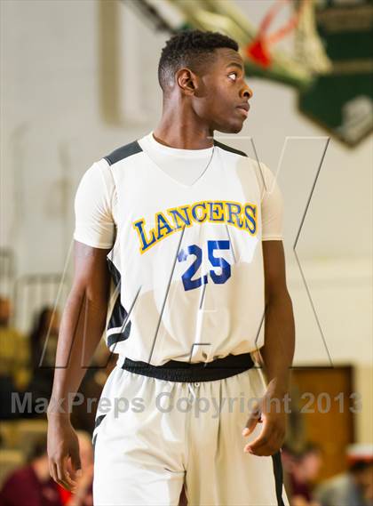 Thumbnail 2 in Mountain View vs Lee (Joe Cascio Holiday Classic) photogallery.