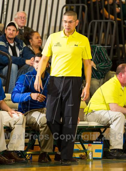 Thumbnail 2 in Mountain View vs Lee (Joe Cascio Holiday Classic) photogallery.