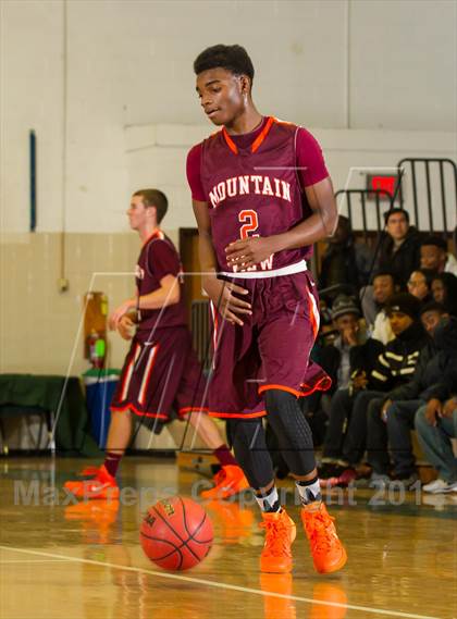 Thumbnail 1 in Mountain View vs Lee (Joe Cascio Holiday Classic) photogallery.
