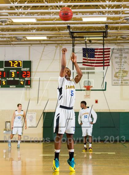 Thumbnail 1 in Mountain View vs Lee (Joe Cascio Holiday Classic) photogallery.