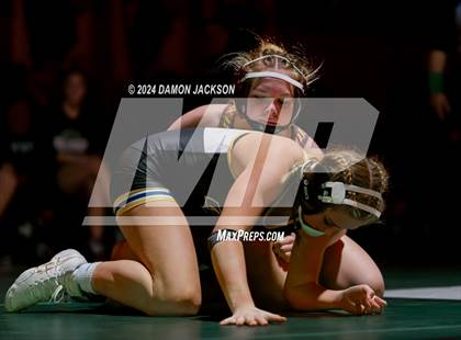 Thumbnail 3 in Eldorado vs Boulder City photogallery.