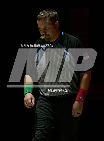 Thumbnail 1 in Eldorado vs Boulder City photogallery.