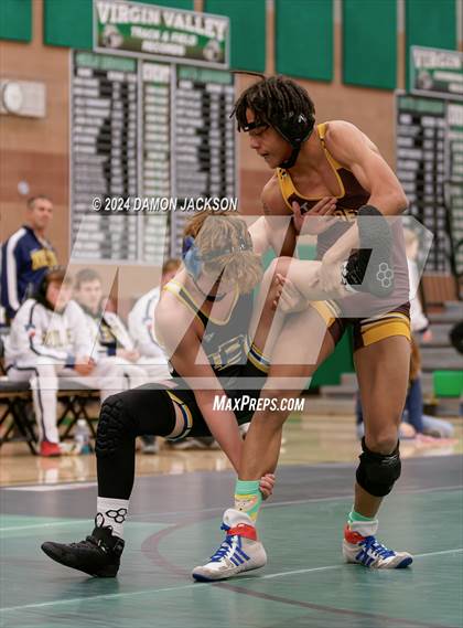 Thumbnail 2 in Eldorado vs Boulder City photogallery.