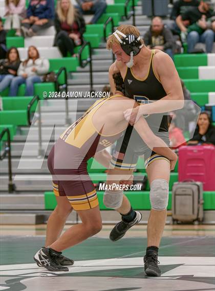 Thumbnail 1 in Eldorado vs Boulder City photogallery.