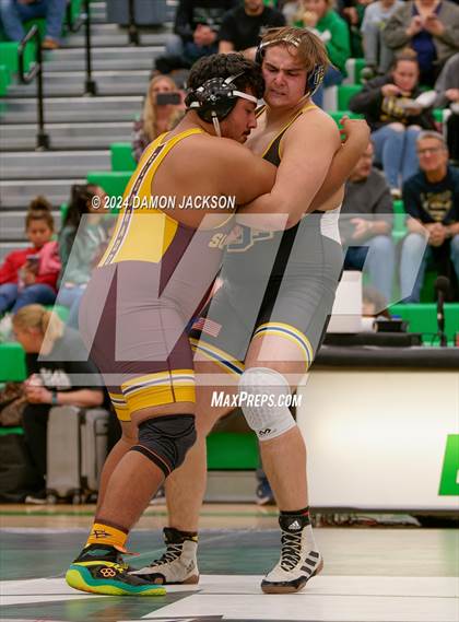 Thumbnail 1 in Eldorado vs Boulder City photogallery.