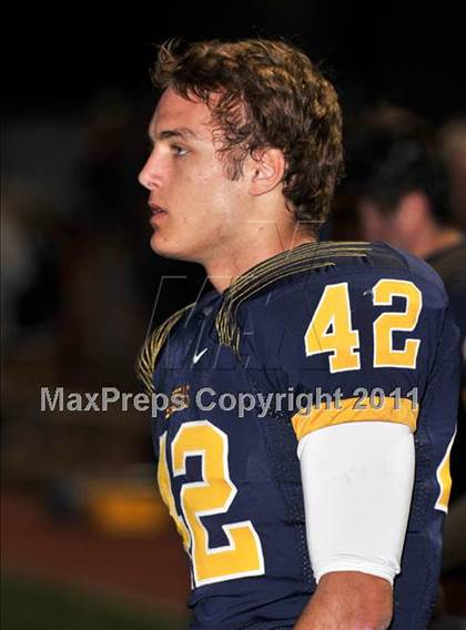 Thumbnail 3 in Manatee vs. St. Thomas Aquinas (FHSAA 5A Semifinal) photogallery.