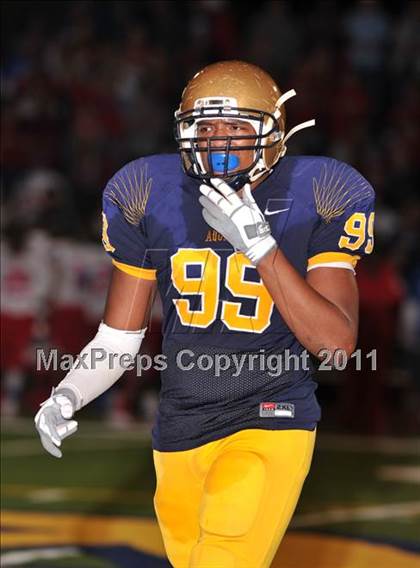 Thumbnail 2 in Manatee vs. St. Thomas Aquinas (FHSAA 5A Semifinal) photogallery.