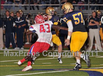 Thumbnail 2 in Manatee vs. St. Thomas Aquinas (FHSAA 5A Semifinal) photogallery.