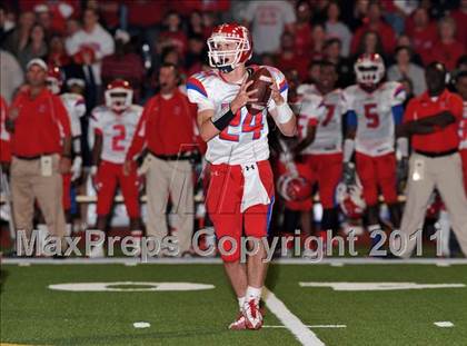 Thumbnail 2 in Manatee vs. St. Thomas Aquinas (FHSAA 5A Semifinal) photogallery.