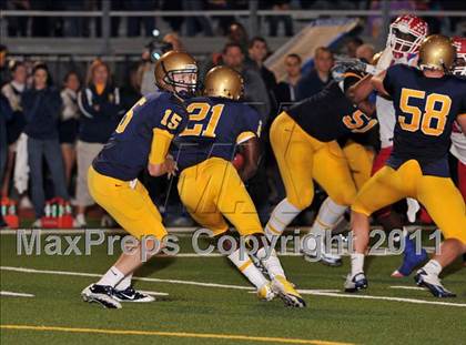 Thumbnail 1 in Manatee vs. St. Thomas Aquinas (FHSAA 5A Semifinal) photogallery.