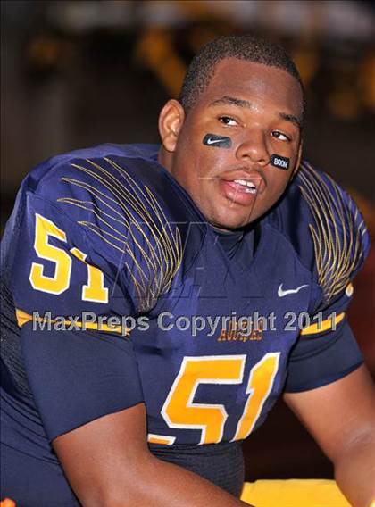 Thumbnail 3 in Manatee vs. St. Thomas Aquinas (FHSAA 5A Semifinal) photogallery.
