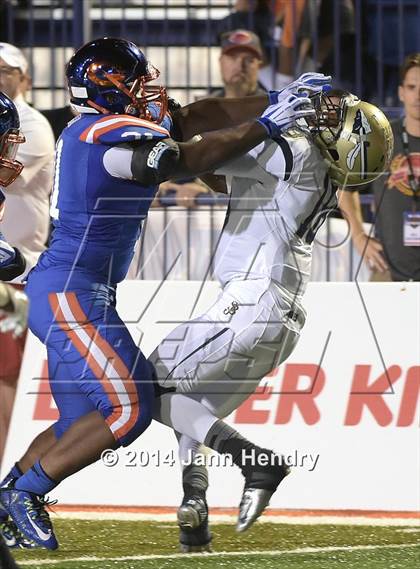 Thumbnail 1 in St. John Bosco @ Bishop Gorman photogallery.