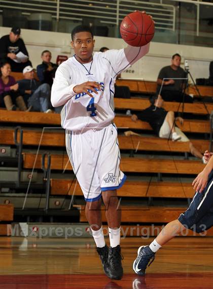 Thumbnail 3 in Flintridge Prep vs Alta Loma (SoCal Shootout) photogallery.