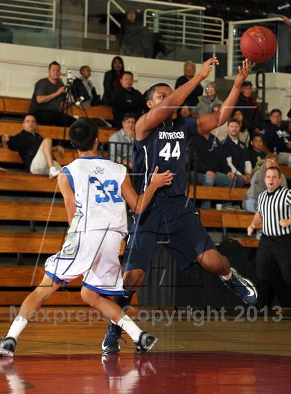 Thumbnail 3 in Flintridge Prep vs Alta Loma (SoCal Shootout) photogallery.