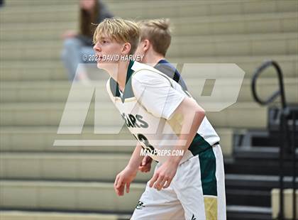 Thumbnail 2 in Columbine vs Bear Creek photogallery.