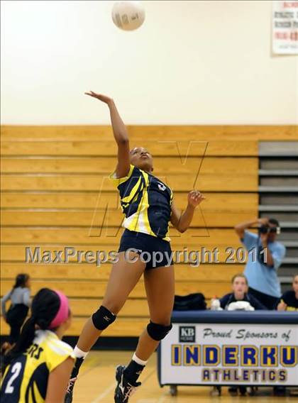 Thumbnail 2 in Woodland @ Inderkum photogallery.