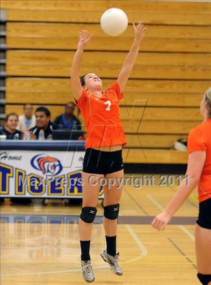 Thumbnail 1 in Woodland @ Inderkum photogallery.