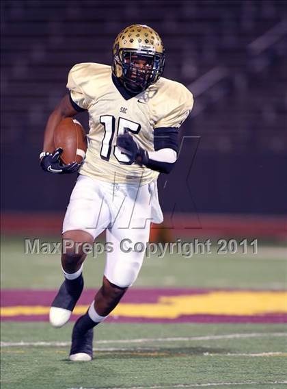 Thumbnail 1 in Carter @ South Oak Cliff photogallery.