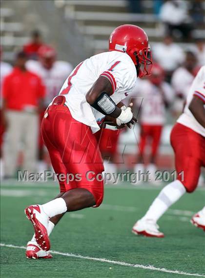 Thumbnail 3 in Carter @ South Oak Cliff photogallery.