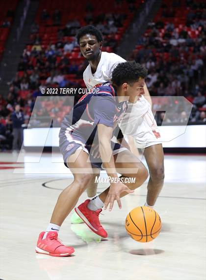 Thumbnail 1 in Woods Cross vs. Murray (UHSAA 5A Semifinal) photogallery.