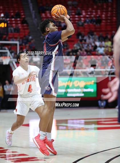 Thumbnail 2 in Woods Cross vs. Murray (UHSAA 5A Semifinal) photogallery.