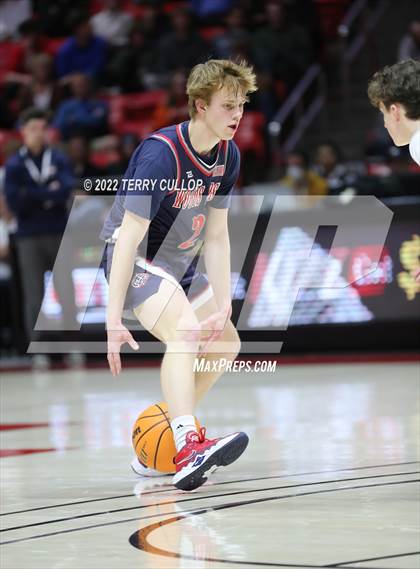 Thumbnail 2 in Woods Cross vs. Murray (UHSAA 5A Semifinal) photogallery.