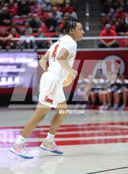 Thumbnail 3 in Woods Cross vs. Murray (UHSAA 5A Semifinal) photogallery.