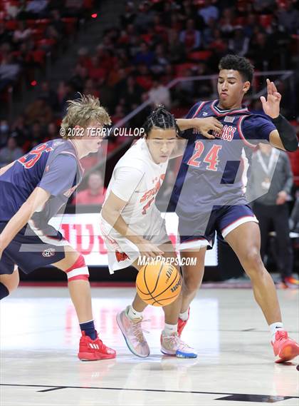 Thumbnail 3 in Woods Cross vs. Murray (UHSAA 5A Semifinal) photogallery.