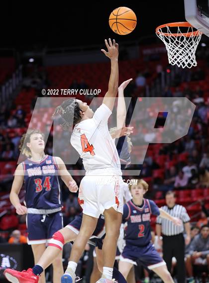 Thumbnail 3 in Woods Cross vs. Murray (UHSAA 5A Semifinal) photogallery.