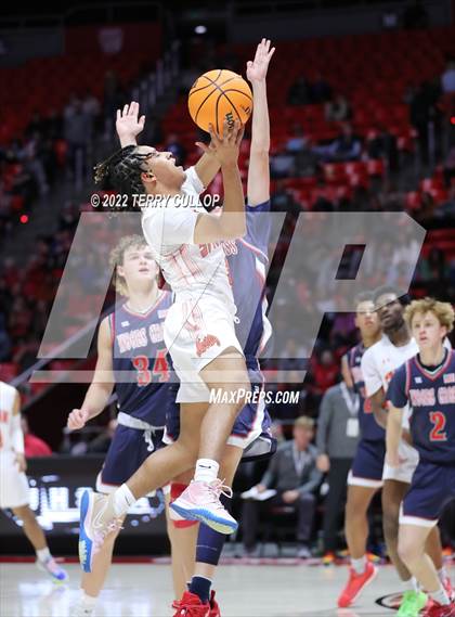 Thumbnail 3 in Woods Cross vs. Murray (UHSAA 5A Semifinal) photogallery.