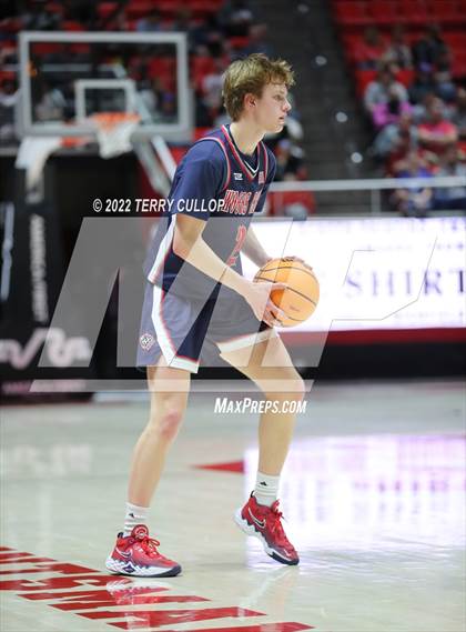 Thumbnail 3 in Woods Cross vs. Murray (UHSAA 5A Semifinal) photogallery.