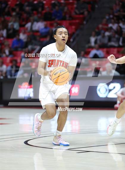 Thumbnail 3 in Woods Cross vs. Murray (UHSAA 5A Semifinal) photogallery.