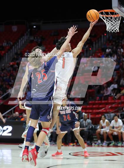 Thumbnail 1 in Woods Cross vs. Murray (UHSAA 5A Semifinal) photogallery.
