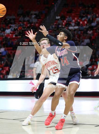 Thumbnail 3 in Woods Cross vs. Murray (UHSAA 5A Semifinal) photogallery.