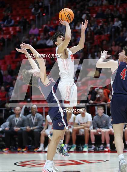 Thumbnail 2 in Woods Cross vs. Murray (UHSAA 5A Semifinal) photogallery.