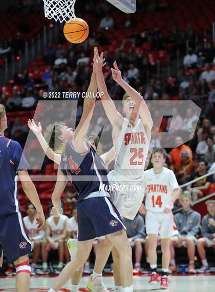 Thumbnail 1 in Woods Cross vs. Murray (UHSAA 5A Semifinal) photogallery.